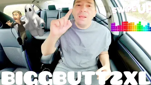 MILF amateure gros cul chante en se déhanchant